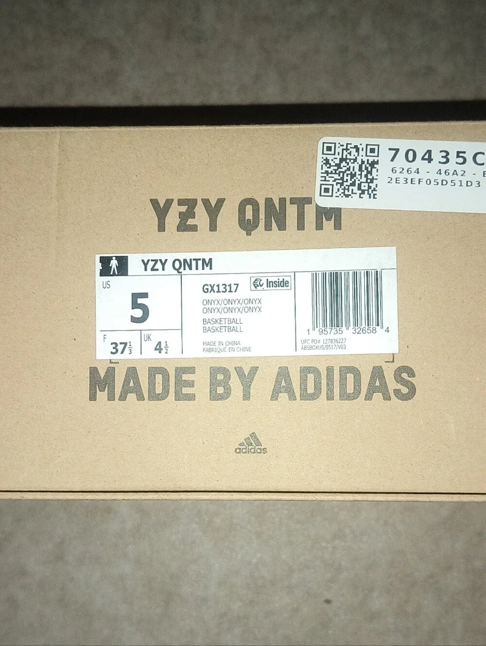 Adidas Yeezy QNTM Onyx Size 5M Black and Silver Slip-On Knit Sneakers Brand New